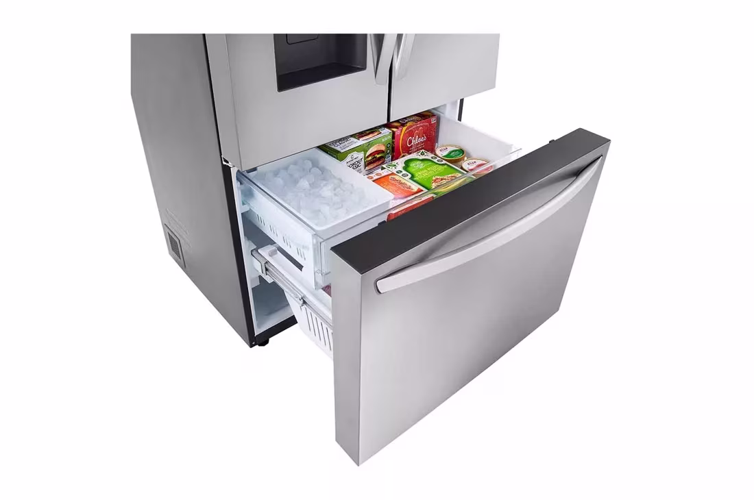 LG 26 cu. ft. Smart Counter-Depth MAX™ Refrigerator with Dual Ice Makers 3